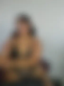 Mia_em's Webcam Show