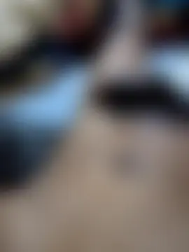 lovedecka: διαδικτυακό σόου στην κάμερα