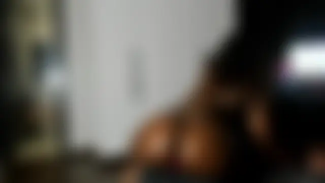 naughty_bigass Pertunjukan Webcam