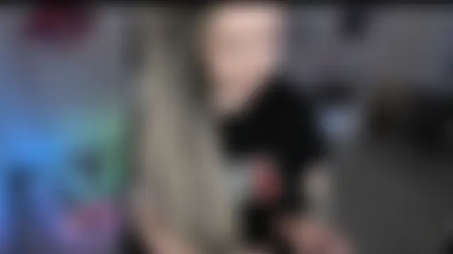 HoneySallyMoore – Naživo chatovacia miestnosť