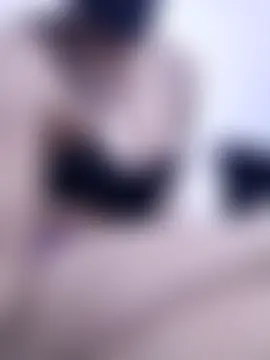 Pertunjukan Kamera Web Thebeauriful