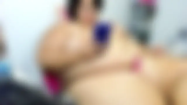 big_small_h0rny_ লাইভ চ্যাট রুম