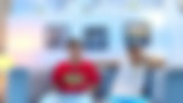 YOUNG_BOYS_HELL Pertunjukan Webcam