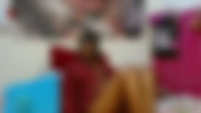 Moreish-06 Adlı Modelin Web Kamerası Şovu