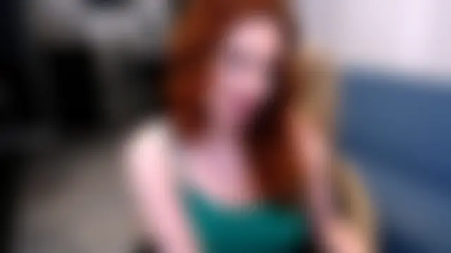 Pertunjukan Kamera Web LindaLiony