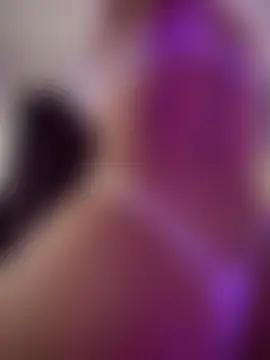 Celeste_Amber – Naživo chatovacia miestnosť