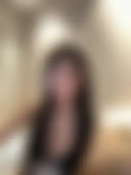 Kiwuvurfovoのウェブカメラショー