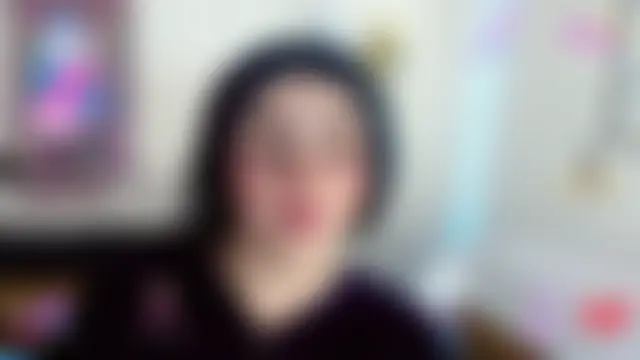 NathalialLooes Show in webcam