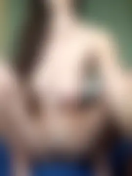 Badgirl_Mayan Webbikameraesitys