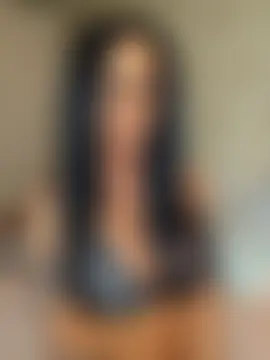 Show modela Misses-Cougar na web-kameri