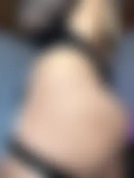 Pokazy przed kamerką – Ayha_khalaf