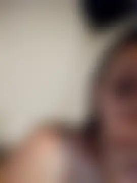 ห้องแชทสดของ Camilitaa33