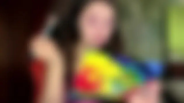 ThedaStrevell live-chat rom