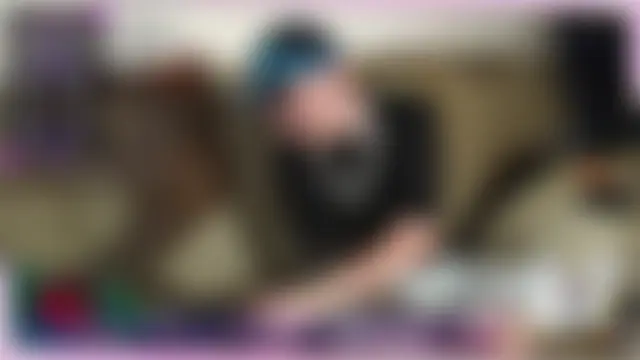 Вебкам-шоу SwatRocShy