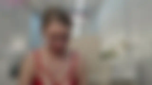 EmberLuna_ Chat Room in diretta