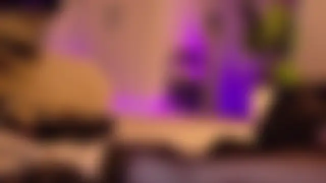 Lady_RedAlexa_RA Chat Room in diretta