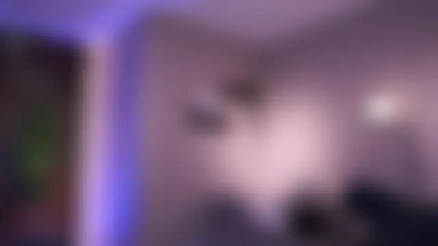 Salomeacosta97: διαδικτυακό σόου στην κάμερα