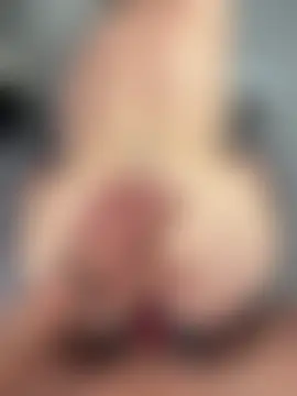 lilietseb02 Show Webcam