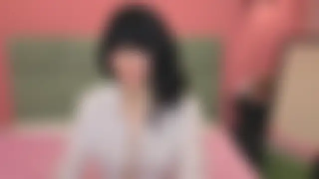 Lili_flowerr Chat Room in diretta