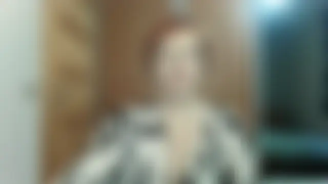 LoraLoraMay – live chatrum