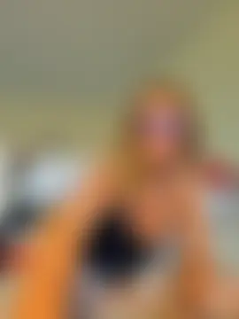 HotWifeLyn68n Live chat-huone