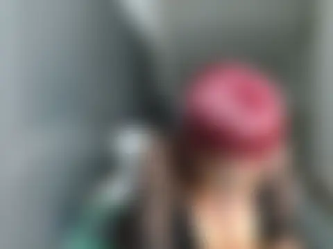 BustieMandy Adlı Modelin Canlı Sohbet Odası