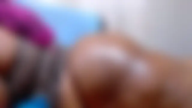 MatureBootyBabe4Uxx – Naživo chatovacia miestnosť