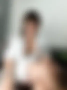 tata_sanz_ – Naživo chatovacia miestnosť