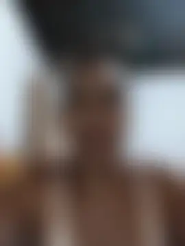 EbonyHorrnyのライブチャットルーム