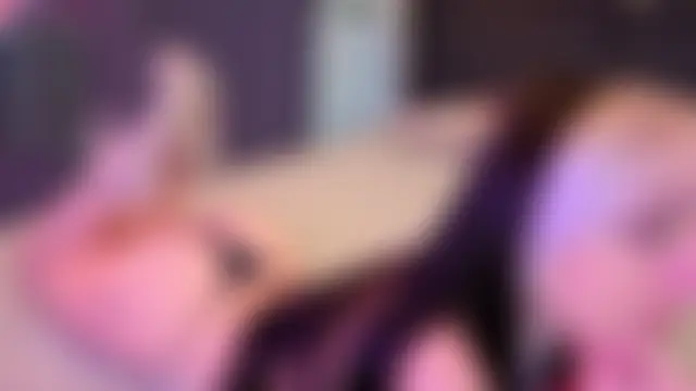 TristaRoht élő chatszobája