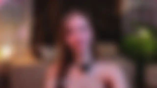 Show modela FloWkaley na web-kameri