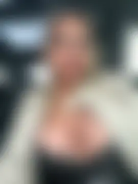 AnissaHale Show Webcam