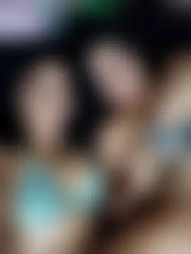 CurlyBitch Show in webcam