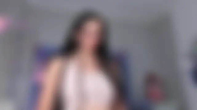 mia_gomez7's Live Chat Room