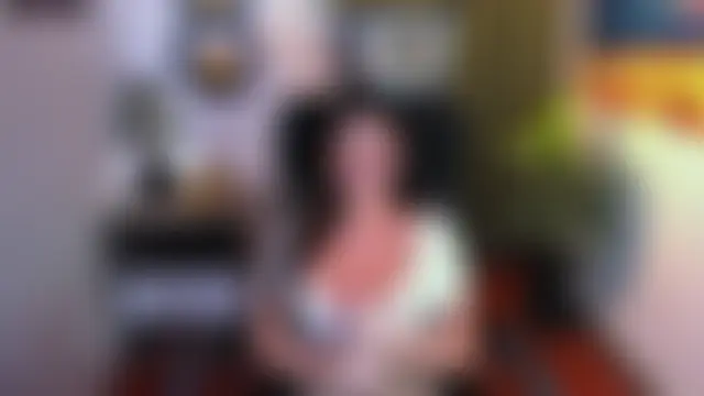 HugeSurpriseLianeTs 在線直播表演