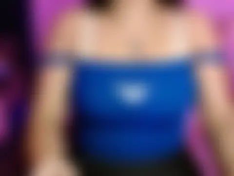 Pyari_zara লাইভ XXX চ্যাট