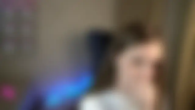 CrystalBlissi élő chatszobája