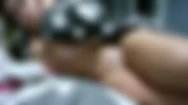 Pertunjukan Kamera Web GoldenSquirter