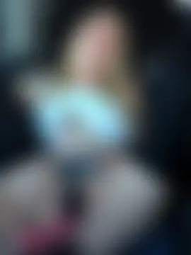 SheIsSomething 网络视讯表演