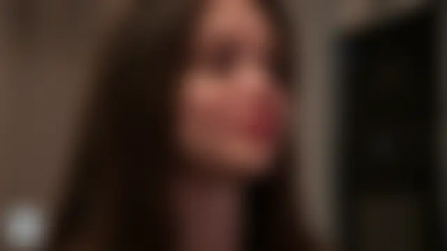 Show modela CarmenMoore26 na web-kameri