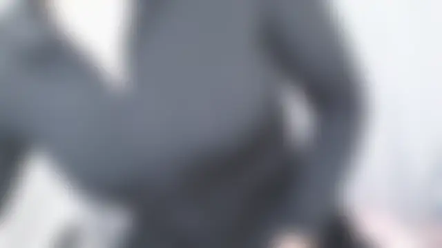 jade_nassar: διαδικτυακό σόου στην κάμερα