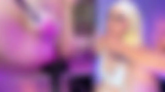 Nahid_Jaziri1: διαδικτυακό σόου στην κάμερα