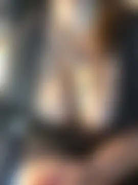 Paulette-squirt Chat Room in diretta