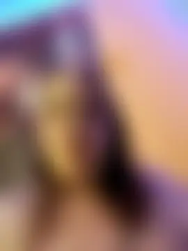 023thickandjuicy07 Show in webcam