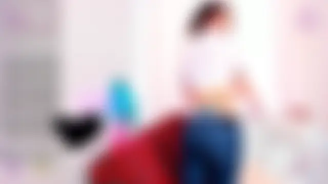 jessica_tiny Adlı Modelin Web Kamerası Şovu