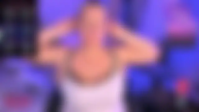 JenniferLight: вебкам-шоу