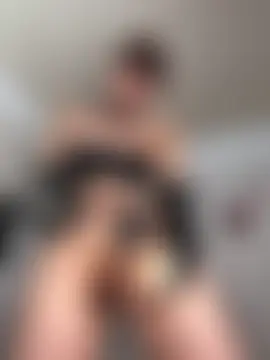 Show modela Miacarry na web-kameri