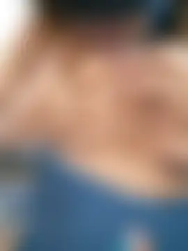 Cute-Ananyaa 现场聊天室