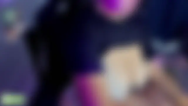 Roxy_clark live-chat rom