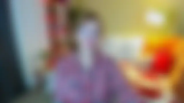 Pokazy przed kamerką – YourUniverser